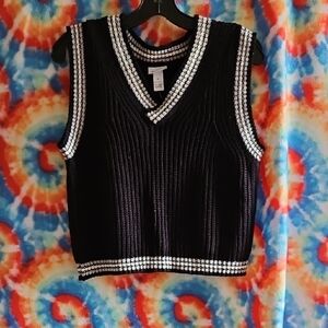 Rue21 Black and White Ribbed Sleeveless Tank Top